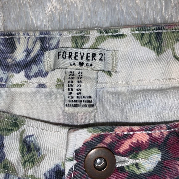 F21 Floral Ripped Shorts - Picture 2 of 3